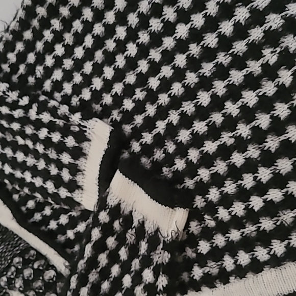 Kate & Mallory Black & White Eyelash Drape Knit Openfront Cardigan EUC - Picture 8 of 12